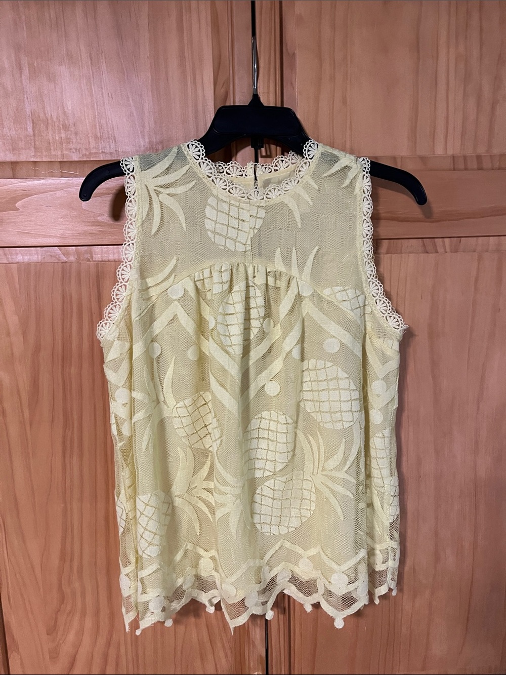 Maeve by Anthropologie Pale Yellow Pineapple Lace Sleeveless Camisole